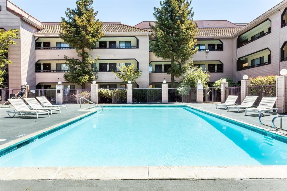 Country Inn & Suites By Radisson, Vallejo Napa Valley, Ca Exterior photo